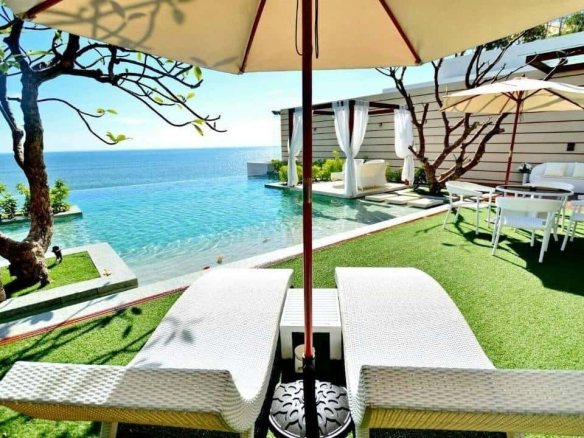 5 Bed Luxury Beachfront Villa For Sale in Hua Hin Thailand