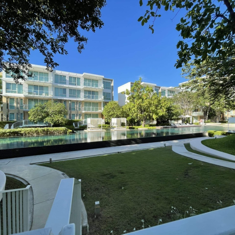 Wan Vayla Beachfront Condo for Sale in Hua Hin