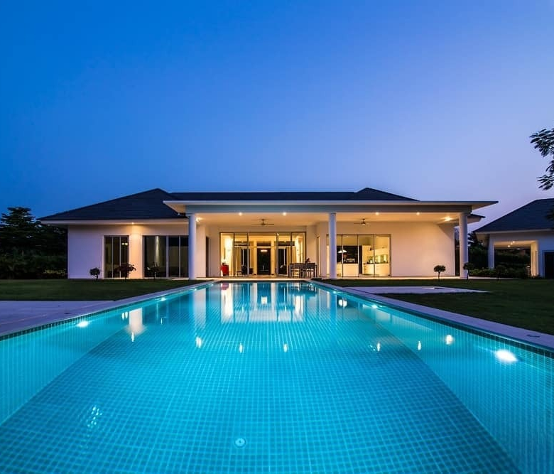 Luxury Pool Villa For Sale in Hua Hin at Baan Ing Phu Estate