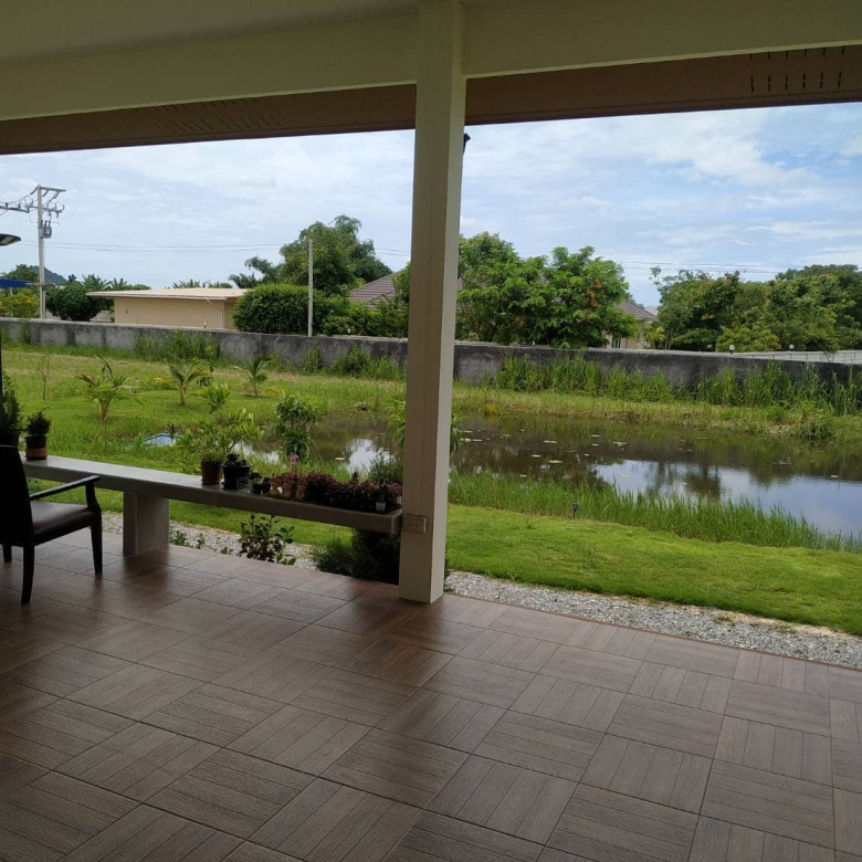 Spacious Family Home for Sale in Hua Hin’s Hin Lek Fai