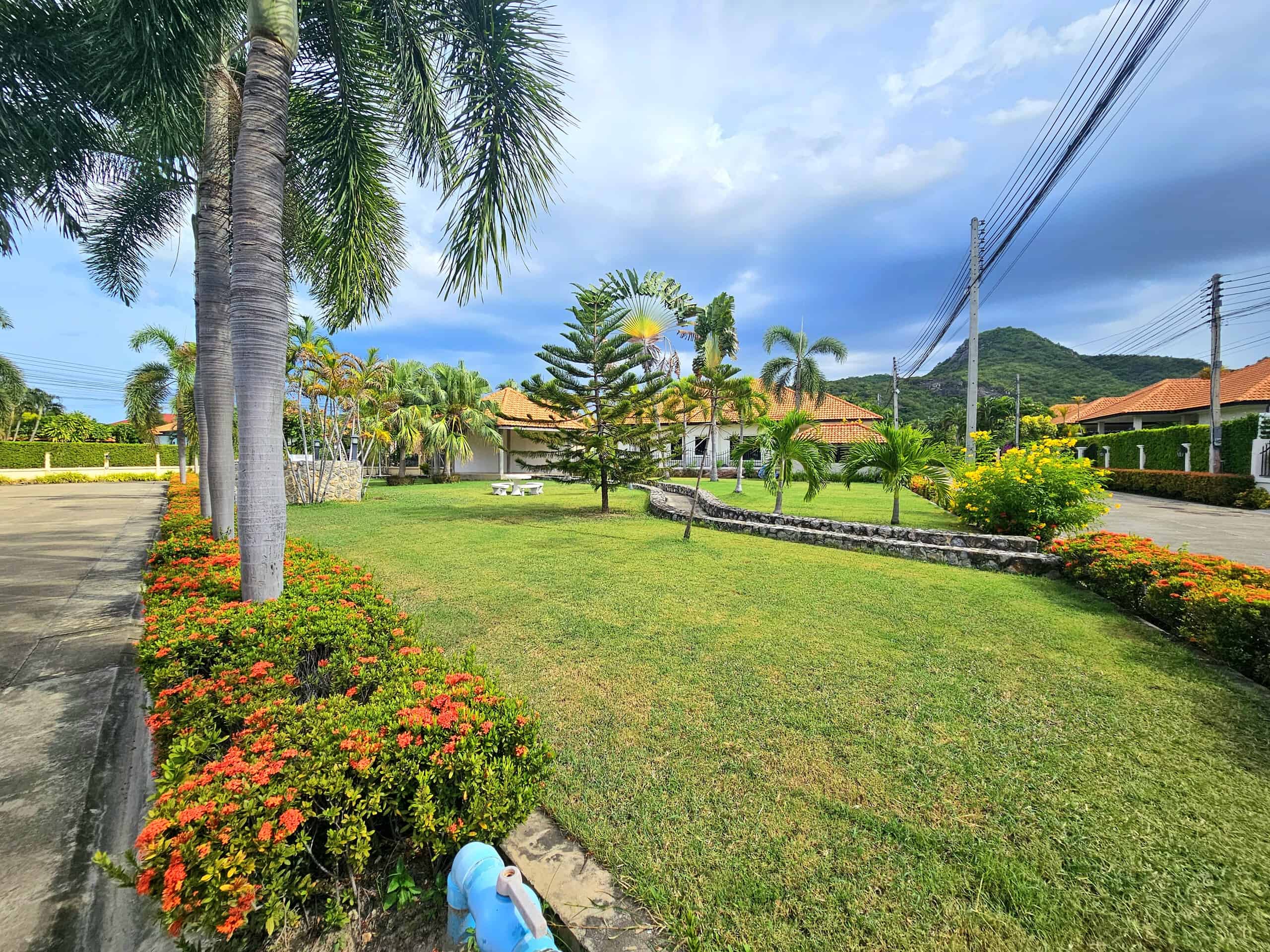 Fully Furnished Private Pool Villa For Sale in Hua Hin Soi 114 – 10 Fully Furnished Private Pool Villa For Sale in Hua Hin Soi 114
