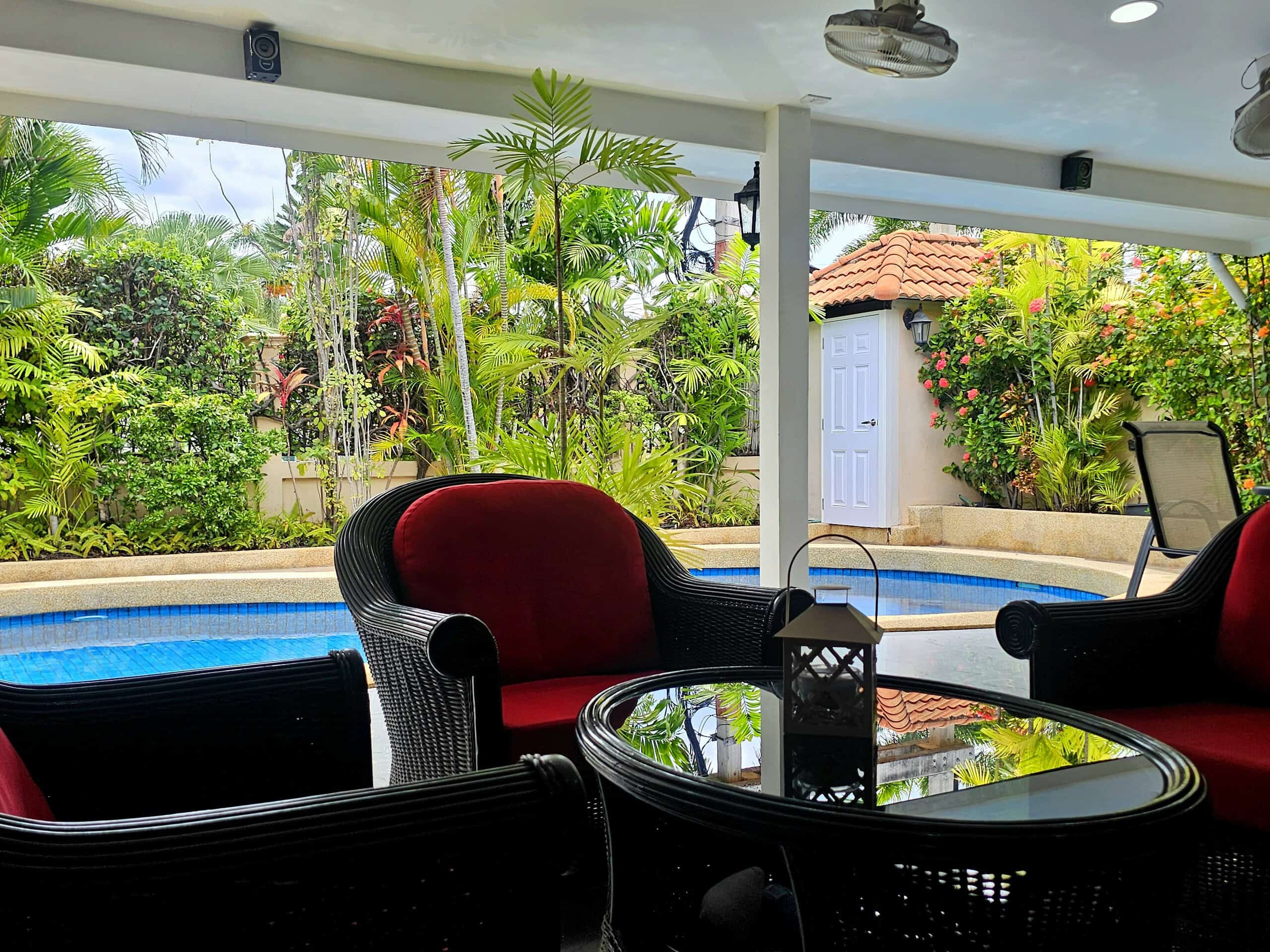 Fully Furnished Private Pool Villa For Sale in Hua Hin Soi 114 – 16 Fully Furnished Private Pool Villa For Sale in Hua Hin Soi 114