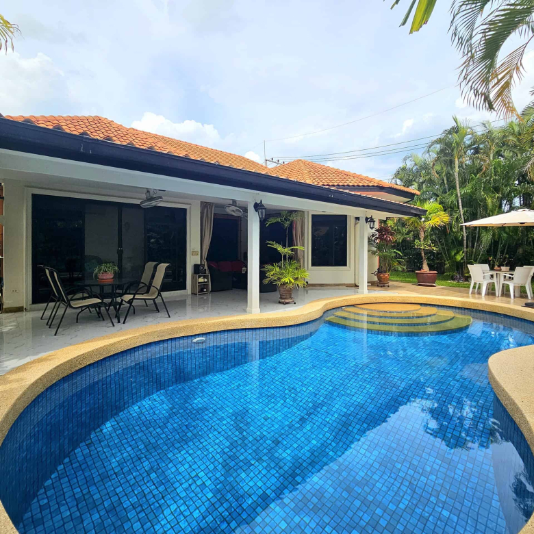 Fully Furnished Private Pool Villa For Sale in Hua Hin Soi 114