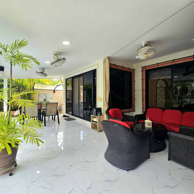 Fully Furnished Private Pool Villa For Sale in Hua Hin Soi 114