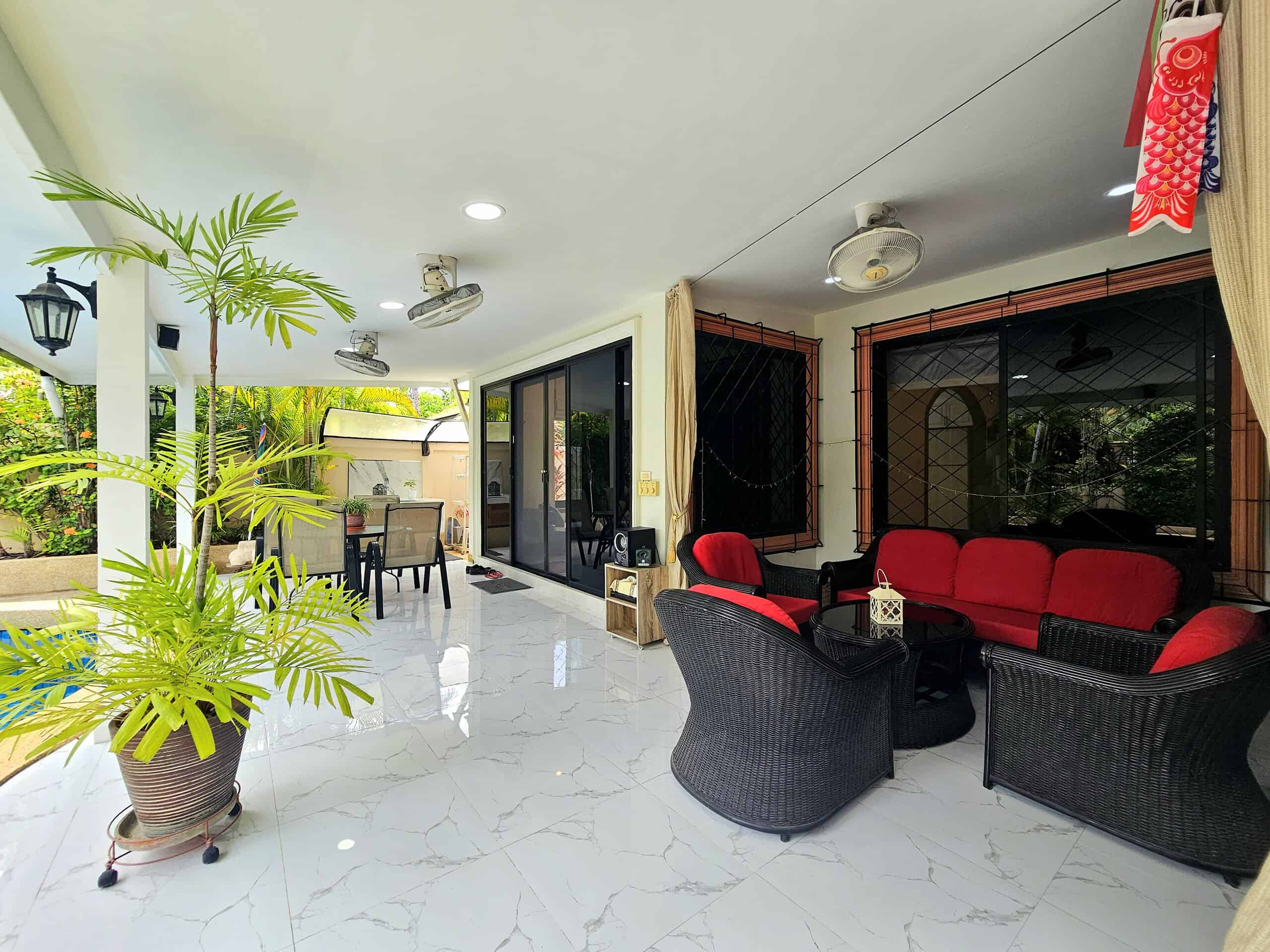 Fully Furnished Private Pool Villa For Sale in Hua Hin Soi 114 – 21 Fully Furnished Private Pool Villa For Sale in Hua Hin Soi 114