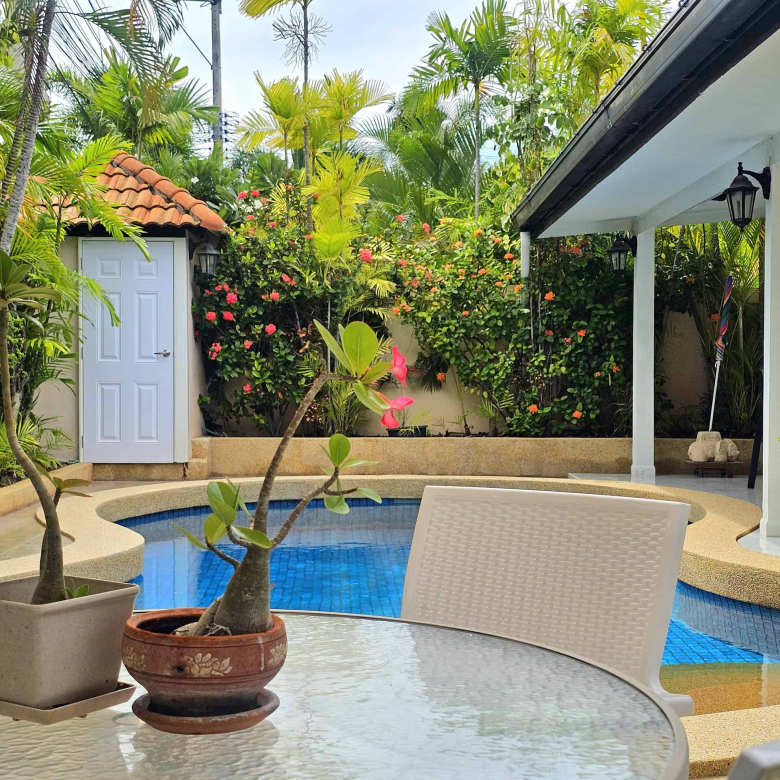 Fully Furnished Private Pool Villa For Sale in Hua Hin Soi 114