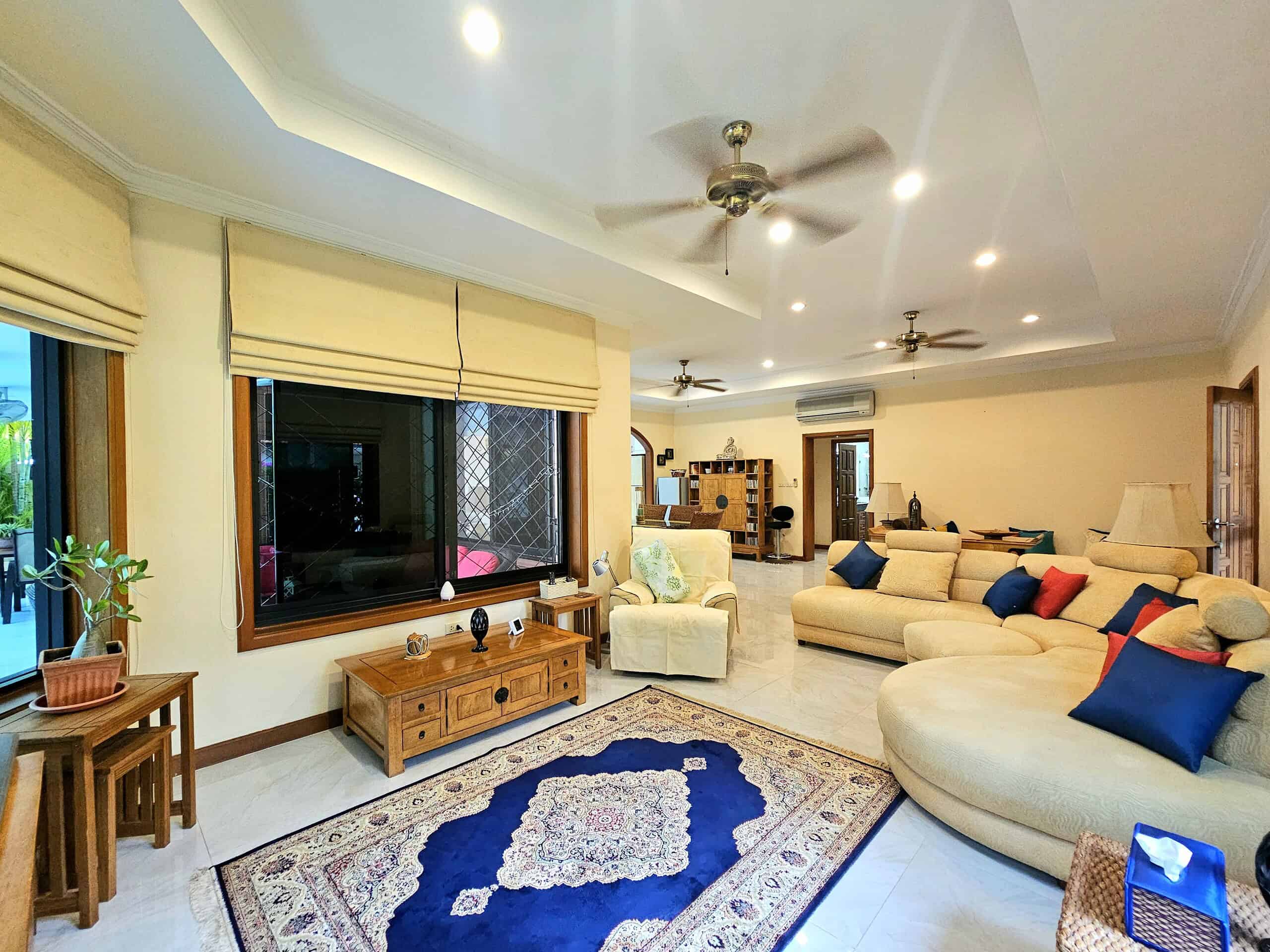 Fully Furnished Private Pool Villa For Sale in Hua Hin Soi 114 – 31 Fully Furnished Private Pool Villa For Sale in Hua Hin Soi 114