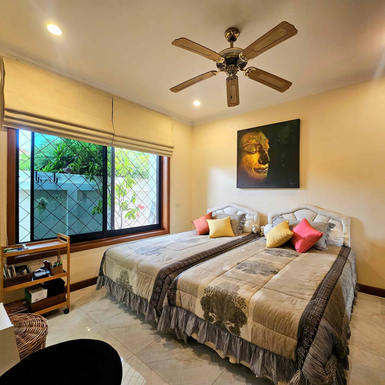 Fully Furnished Private Pool Villa For Sale in Hua Hin Soi 114