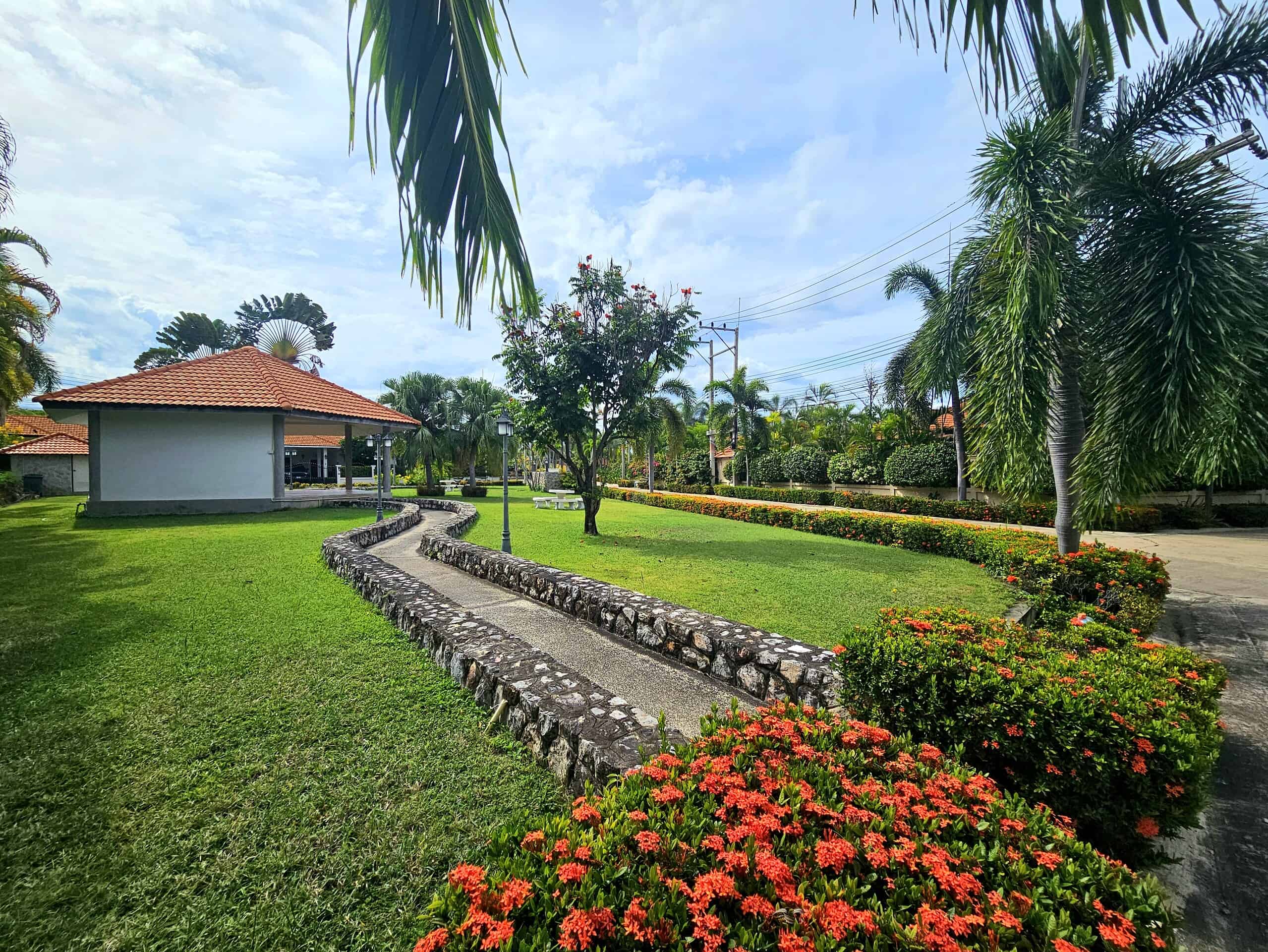 Fully Furnished Private Pool Villa For Sale in Hua Hin Soi 114 – 9 Fully Furnished Private Pool Villa For Sale in Hua Hin Soi 114