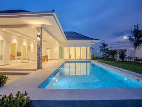 Luxury Villa Premium Experience