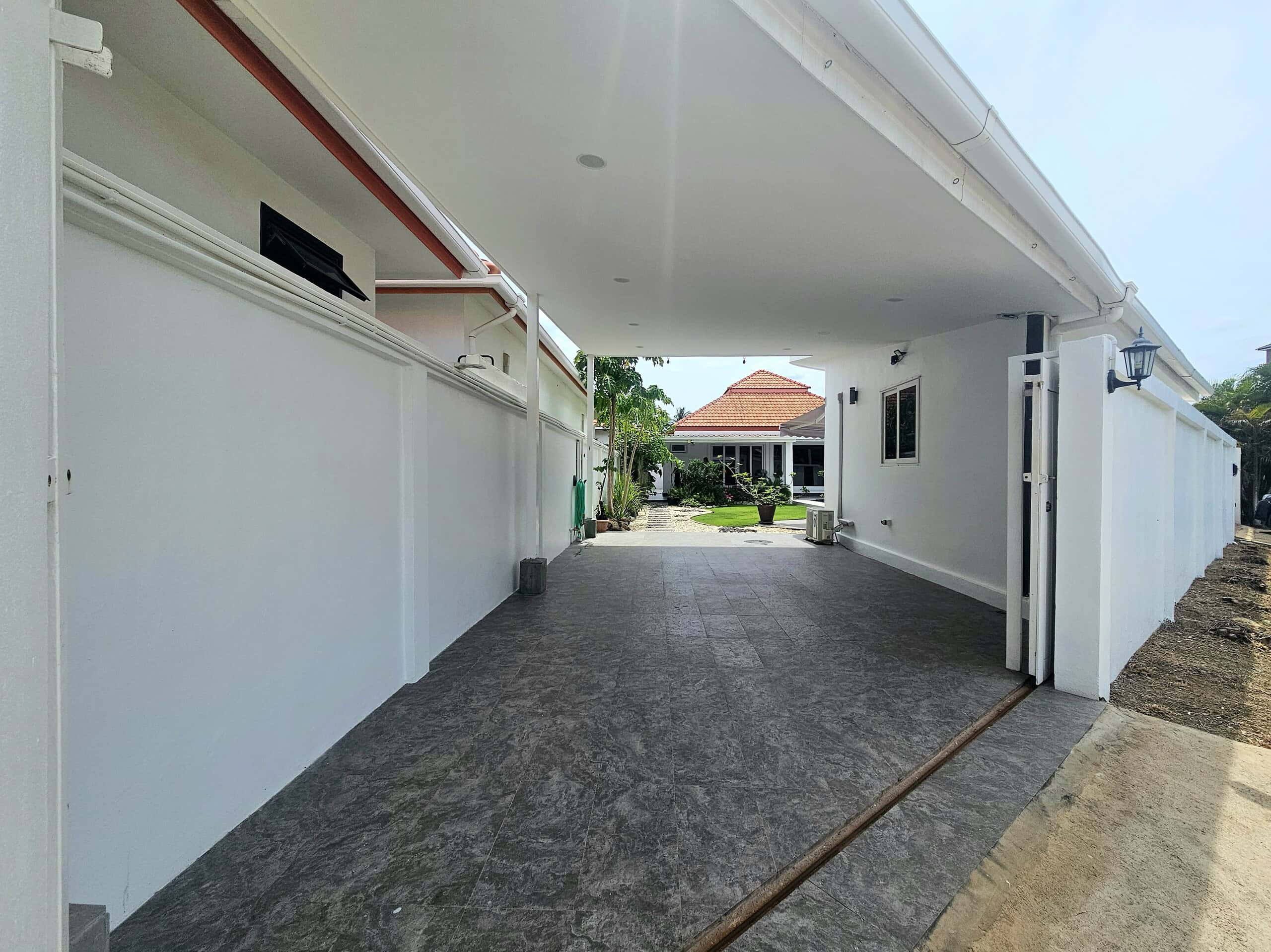 Pranburi Modern Pool Villa Sale Modern Hua Hin Villa Investment Opportunity