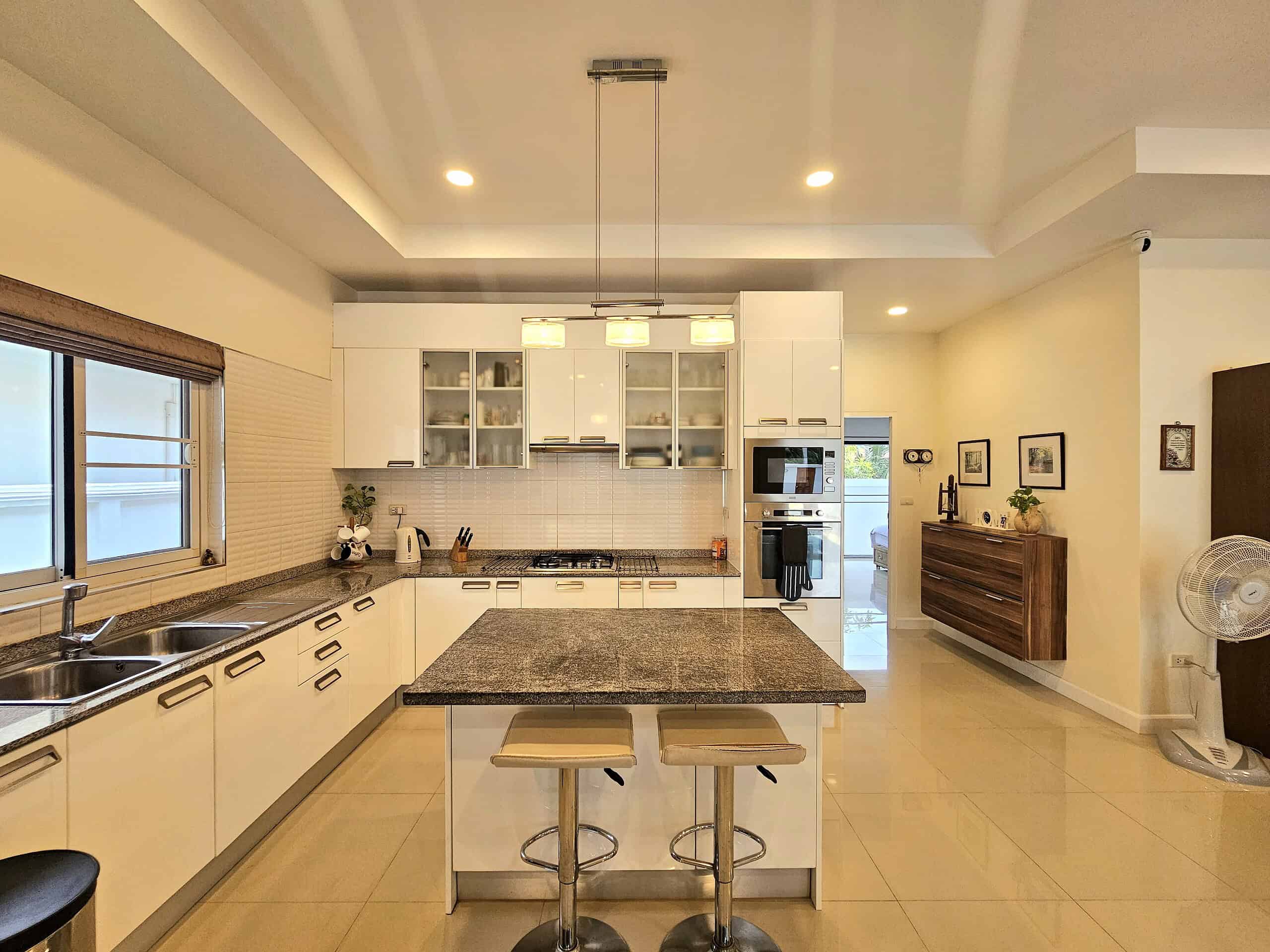 Villa Sale Pranburi Modern Pool Premium Modern Villa Pranburi Opportunity