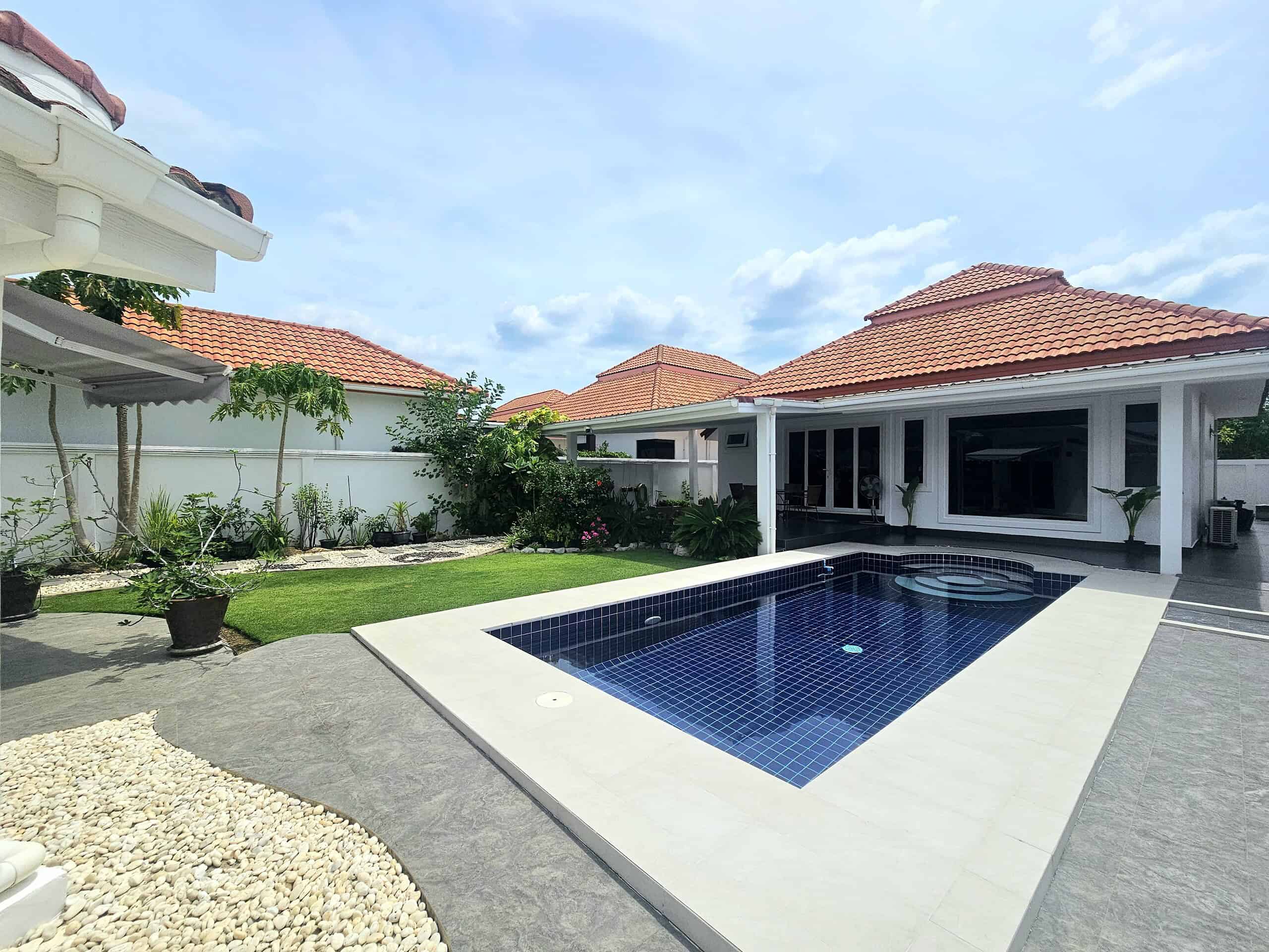 Modern Pool Villa Hua Hin Pranburi Sale Baan Yu Yen Modern Pool Villa Hua Hin Investment