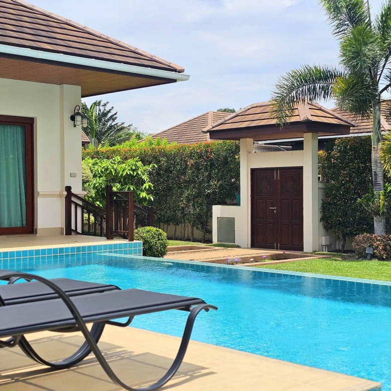 Beautiful Bali Inspired Villa Pool Design
