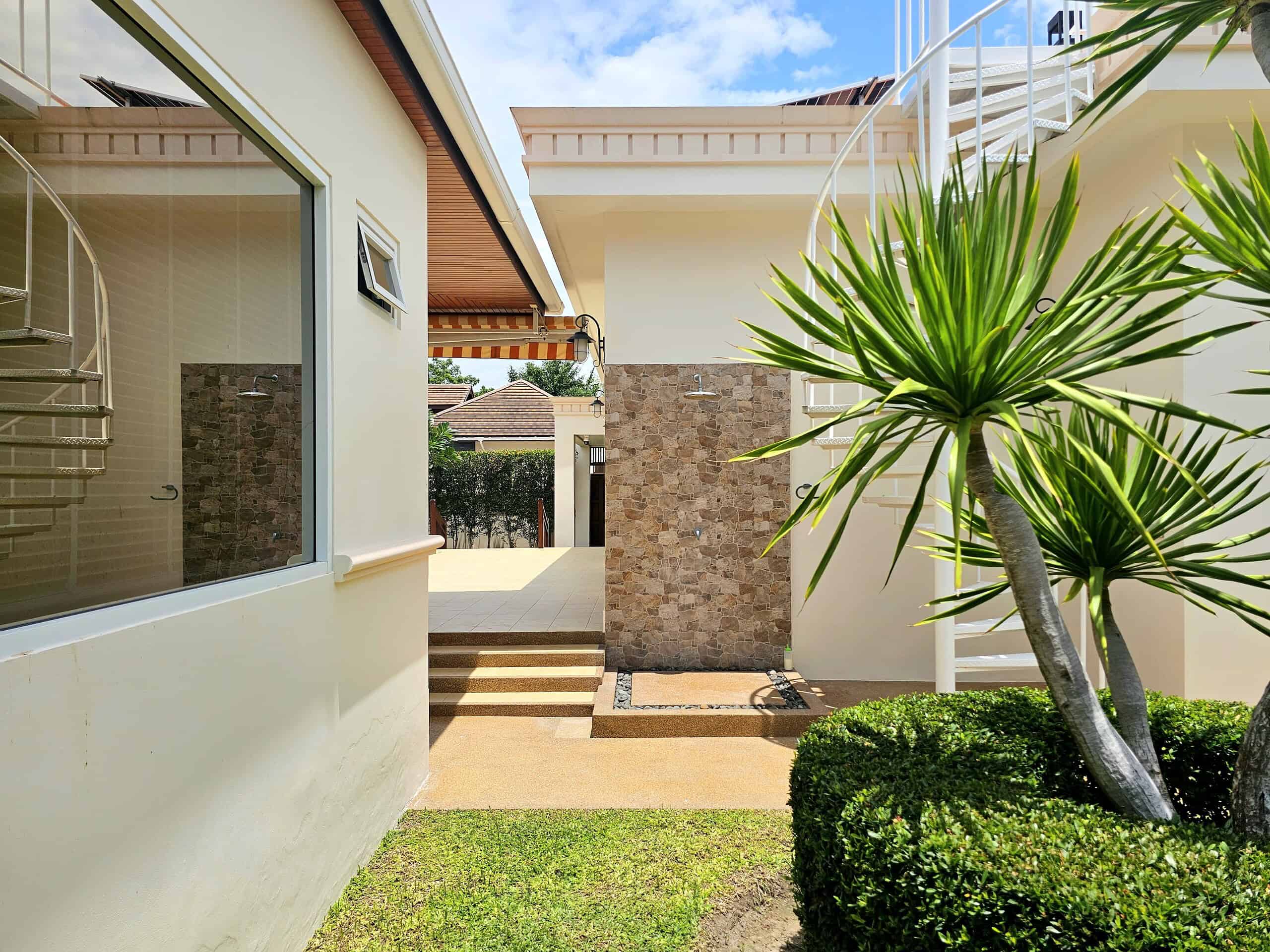 Grand Hillside Property Sales Premium Balinese Villa Hillside Hamlet Development