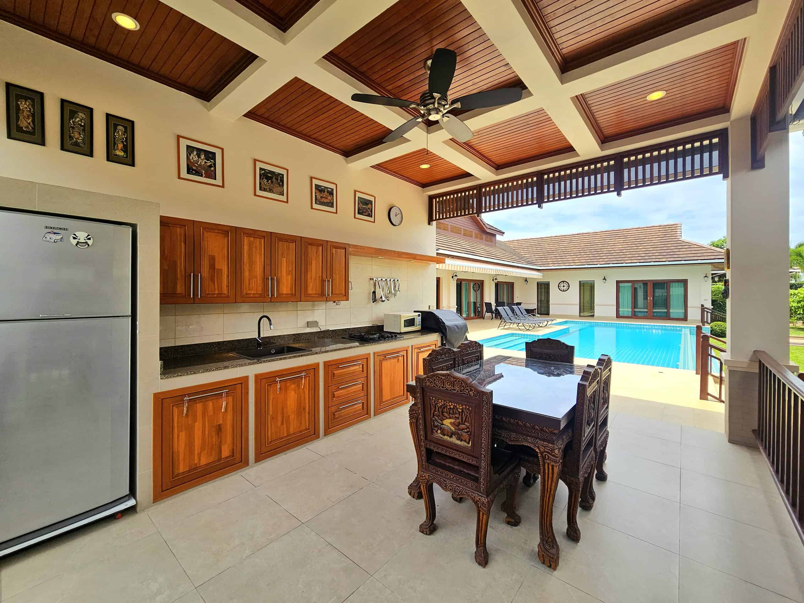 Captivating Hua Hin Sales Scene Beautiful Balinese Design Villa Hua Hin
