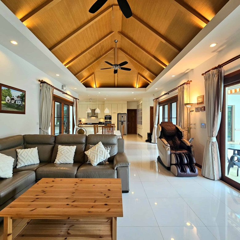 Premium Villa Balinese Style Hua Hin