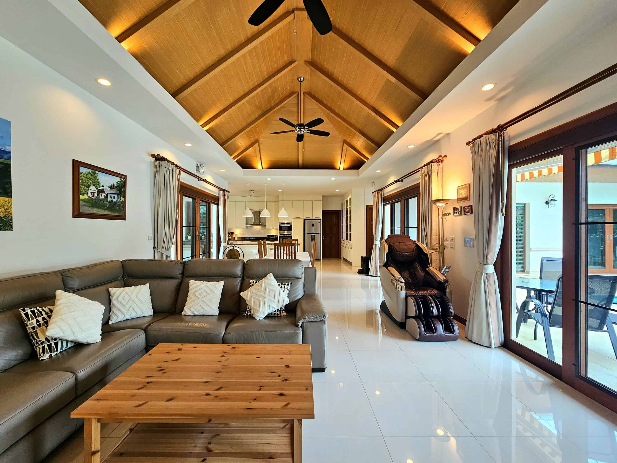 Eye Catching Hua Hin Sales Premium Villa Balinese Style Hua Hin