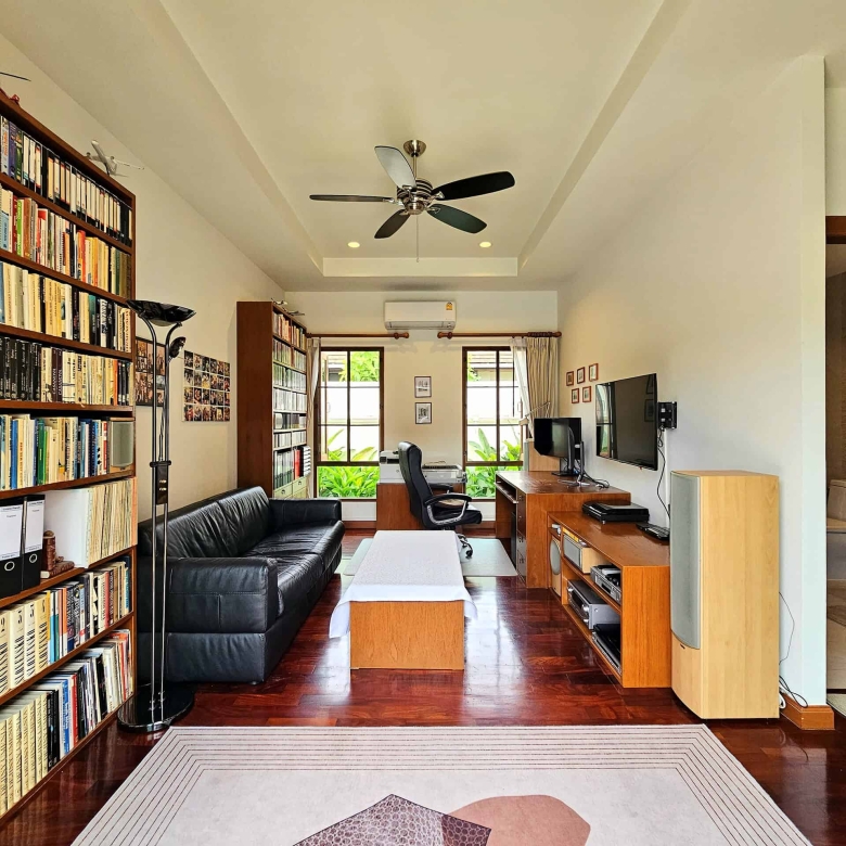 Elegant Tropical Design Villa Hillside Community