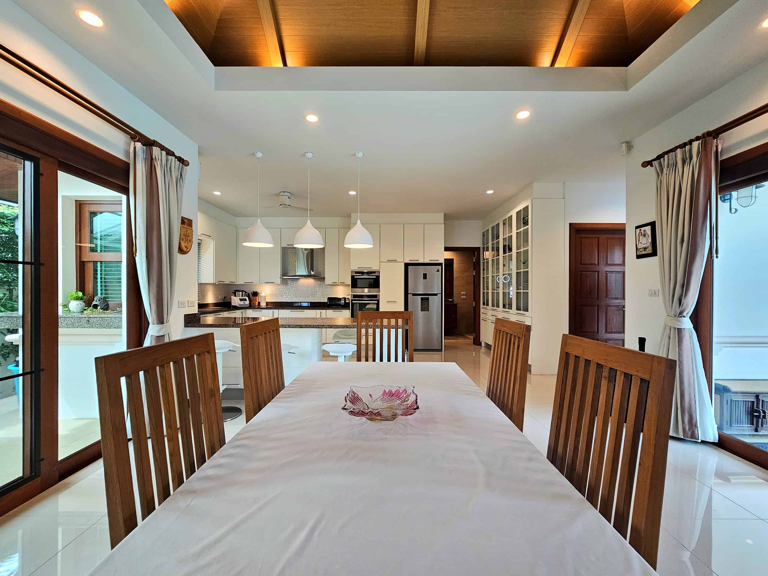 Elegant Bali Property Sales Beautiful Bali Style Villa Hillside Development