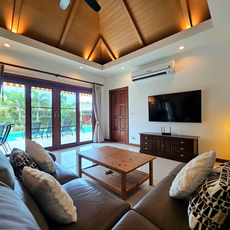 Luxury Balinese Villa Modern Architecture Style