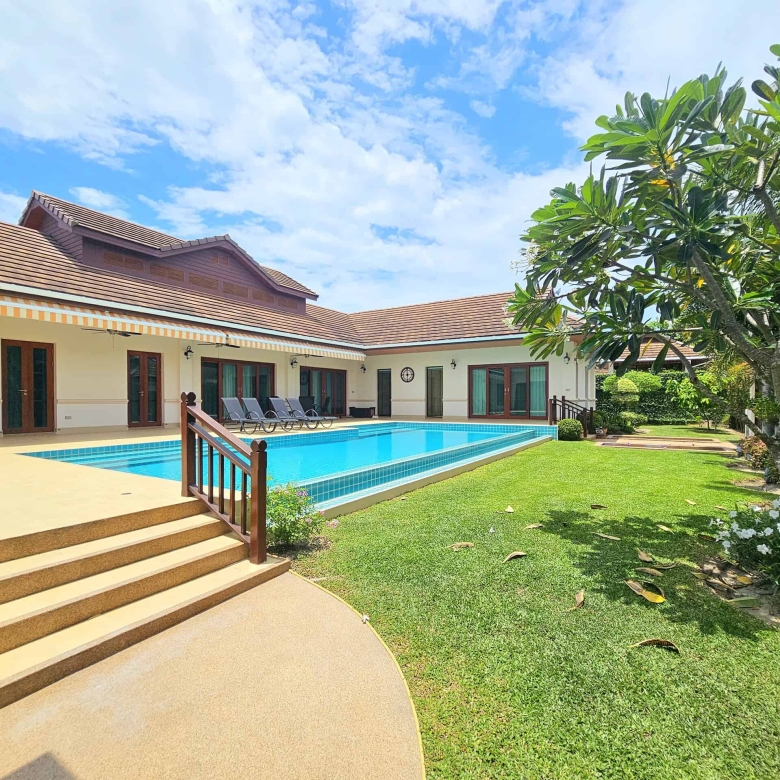 Premium Balinese Architecture Villa Hillside Hamlet