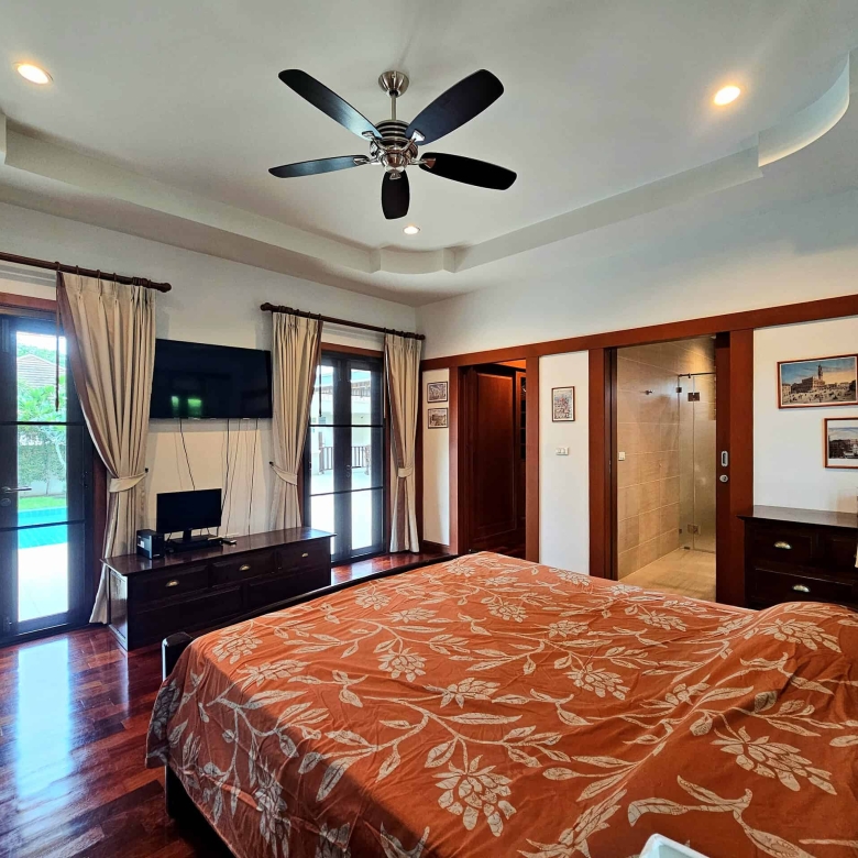 Luxury Villa Modern Balinese Style Hua Hin