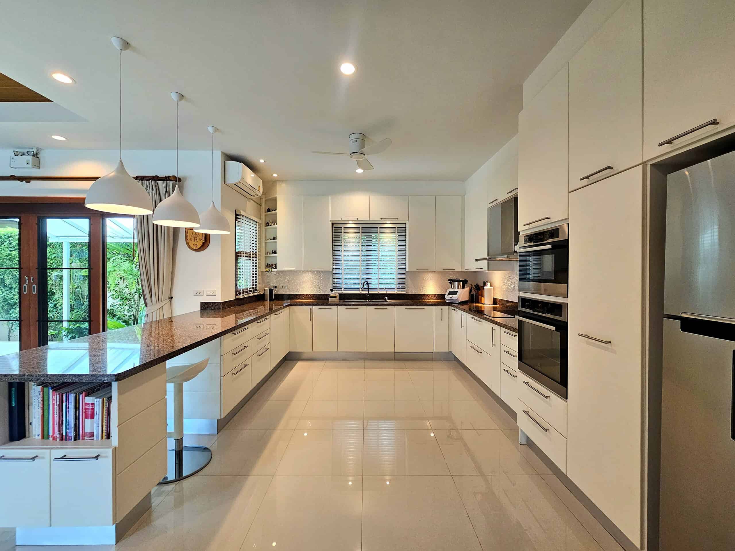 Sophisticated Hillside Sales Look Luxury Hillside Villa Tropical Bali Design