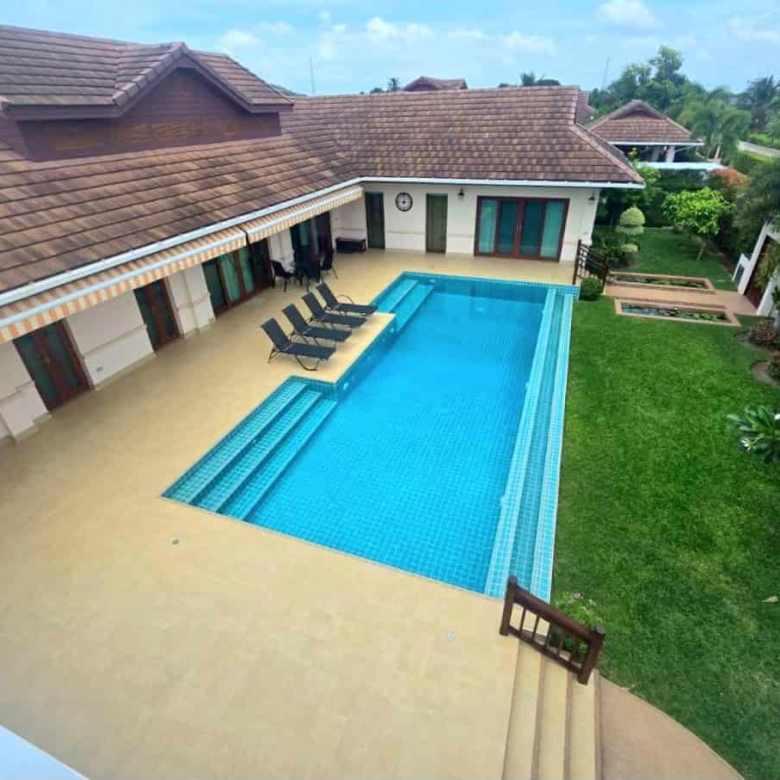 Elegant Bali Design Villa Hua Hin Location