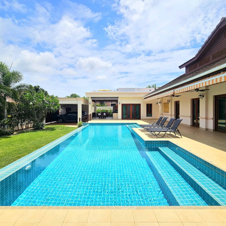 Modern Balinese Villa Hillside Hamlet Community