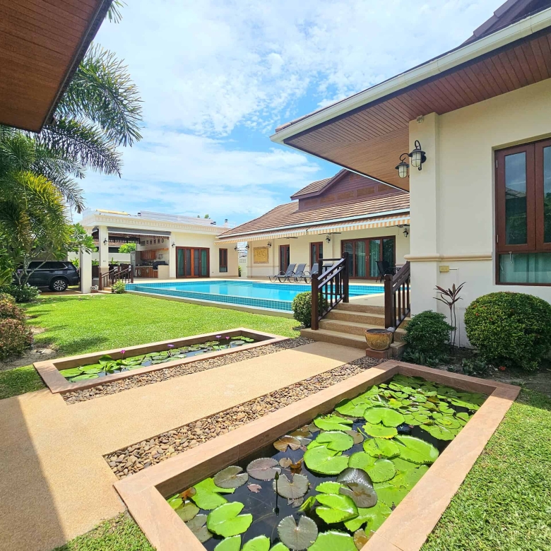 Beautiful Hillside Hamlet Villa Balinese Design