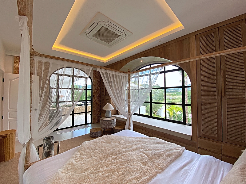 Black Mountain Hua Hin Golf Villa Pool Sale