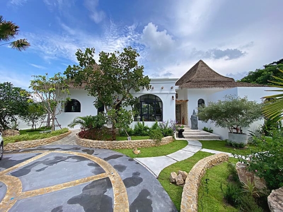 Hua Hin Luxury Villa Private Pool Black Mountain