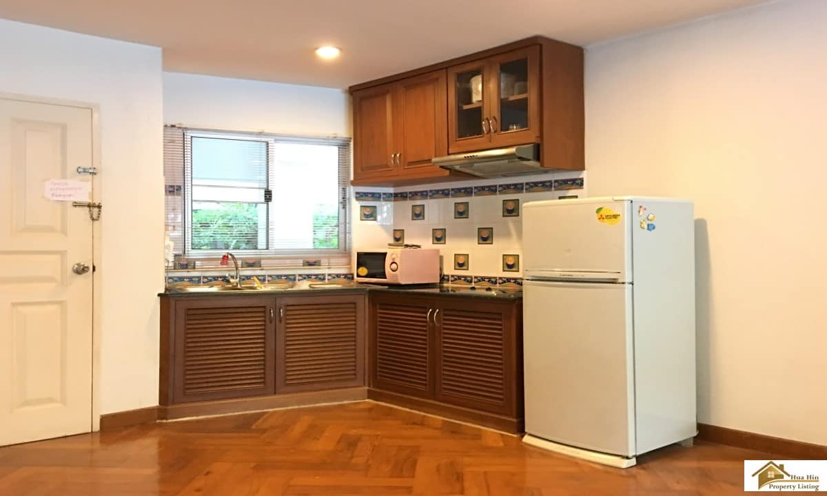Modern Kitchen Design Beach Condo Interior