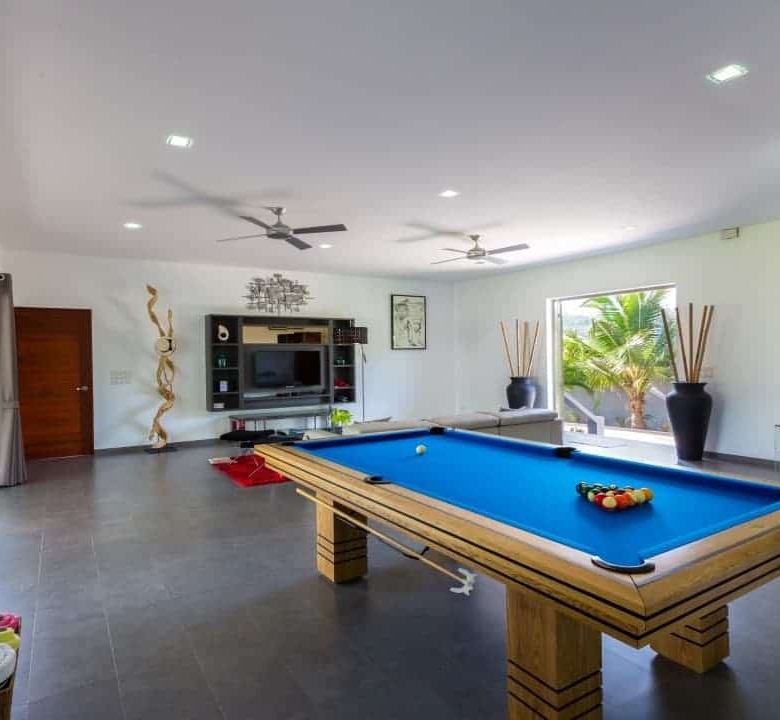 Beautiful Thai Villa with Extensive Outdoor Space