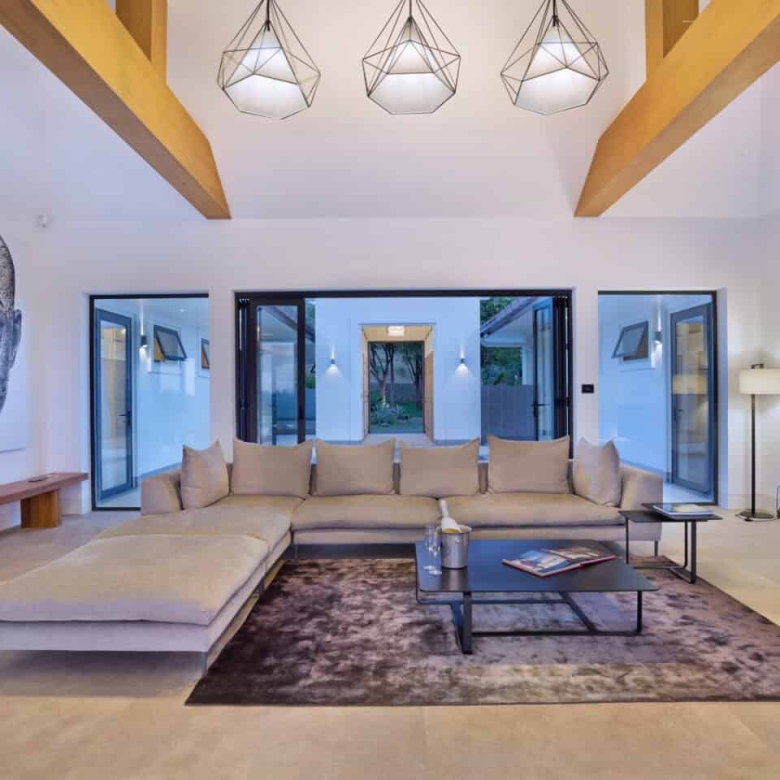 Hua Hin Estate Villa Pool Sale