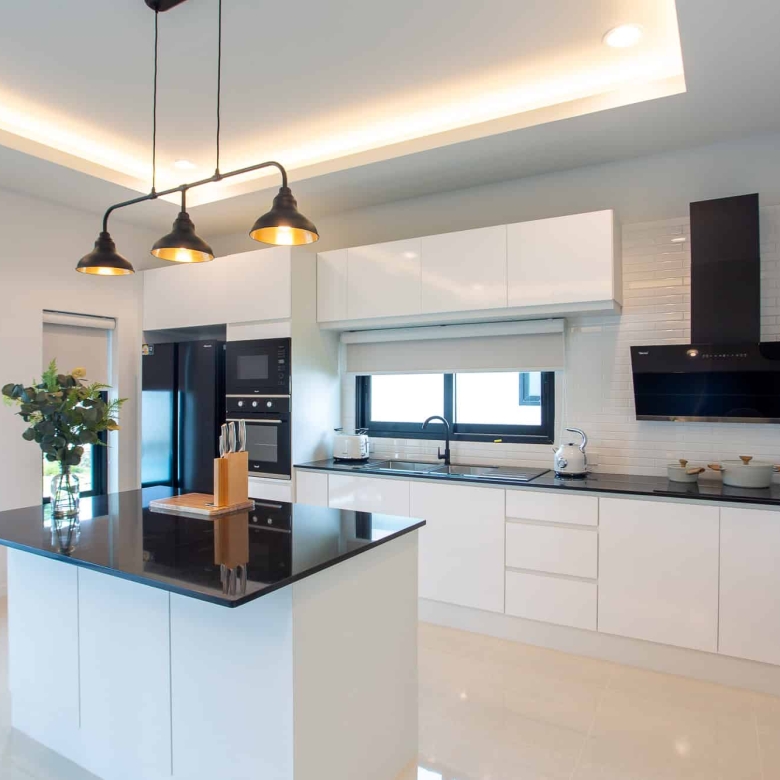 Spacious Beachside Home for Sale