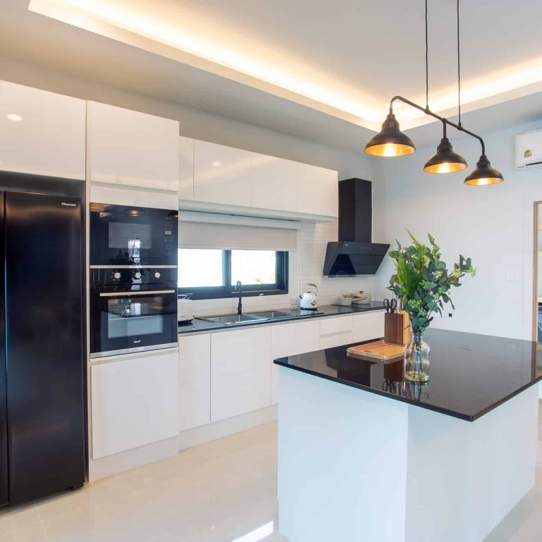 Stylish Hua Hin Villa with Pool
