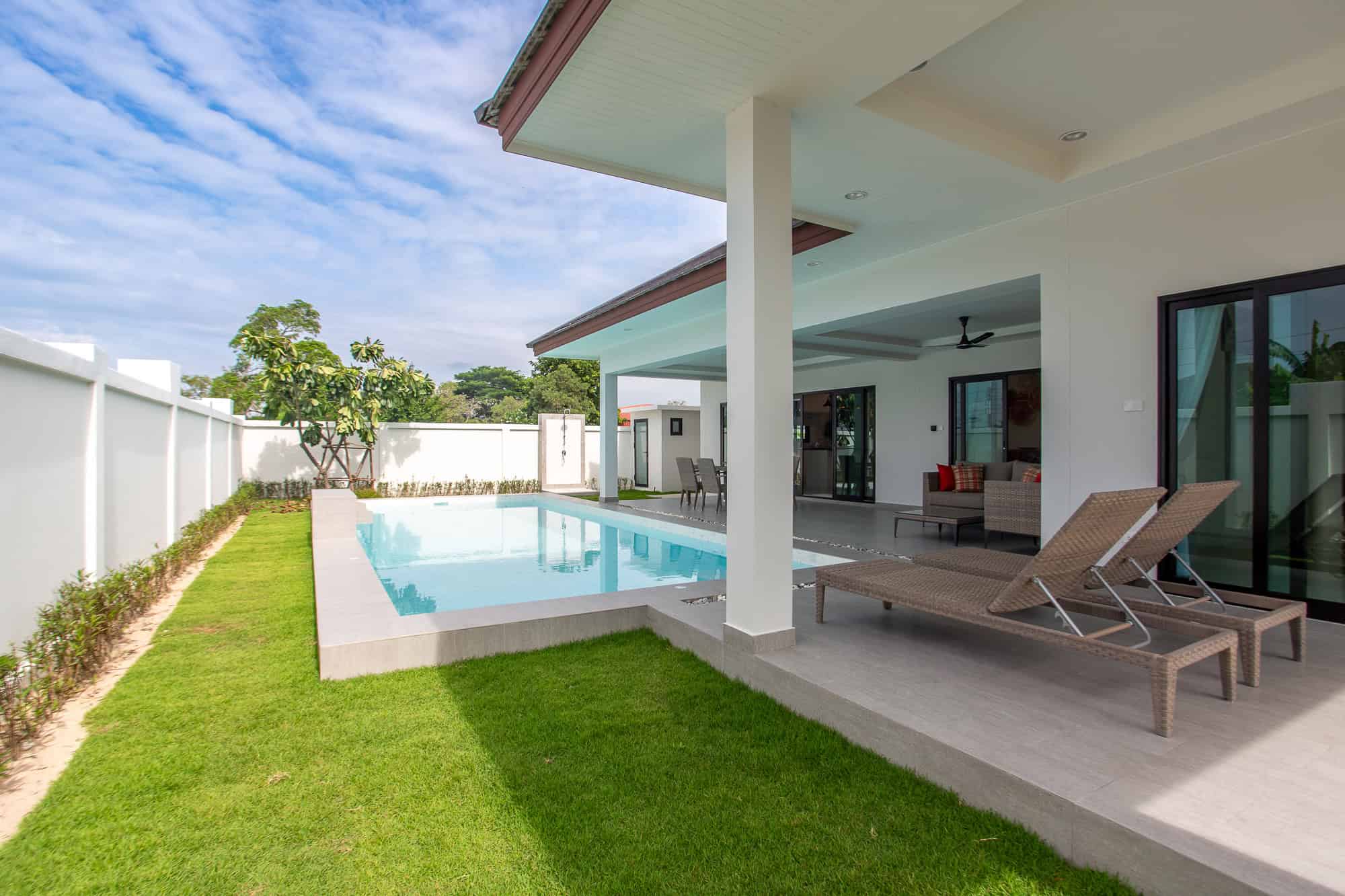 Spacious Villa with Private Pool Elegant Furnished Property in Hua Hin