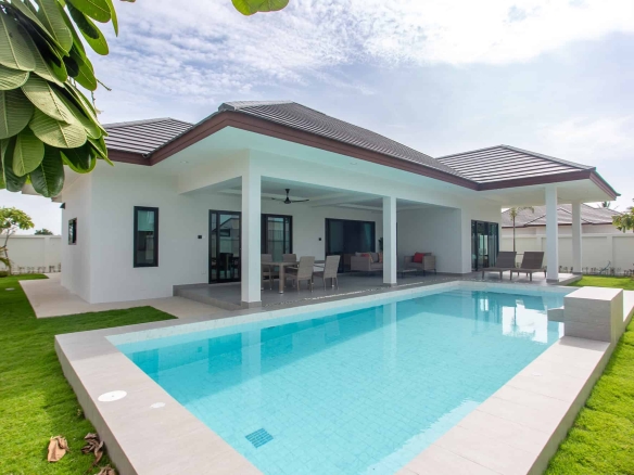 Modern Home for Sale in Chada Homes Hua Hin