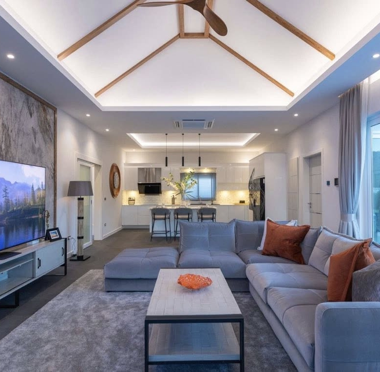 Mountainside Golf Course Villa Sales