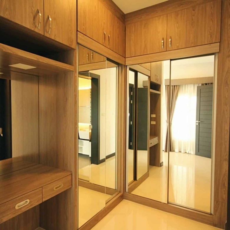 Modern Villa Security Features Emerald Valley Sale