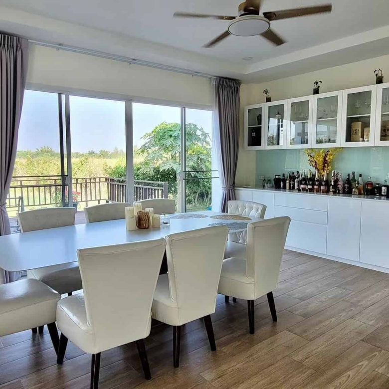 Premier Lakefront Home Exclusive Access