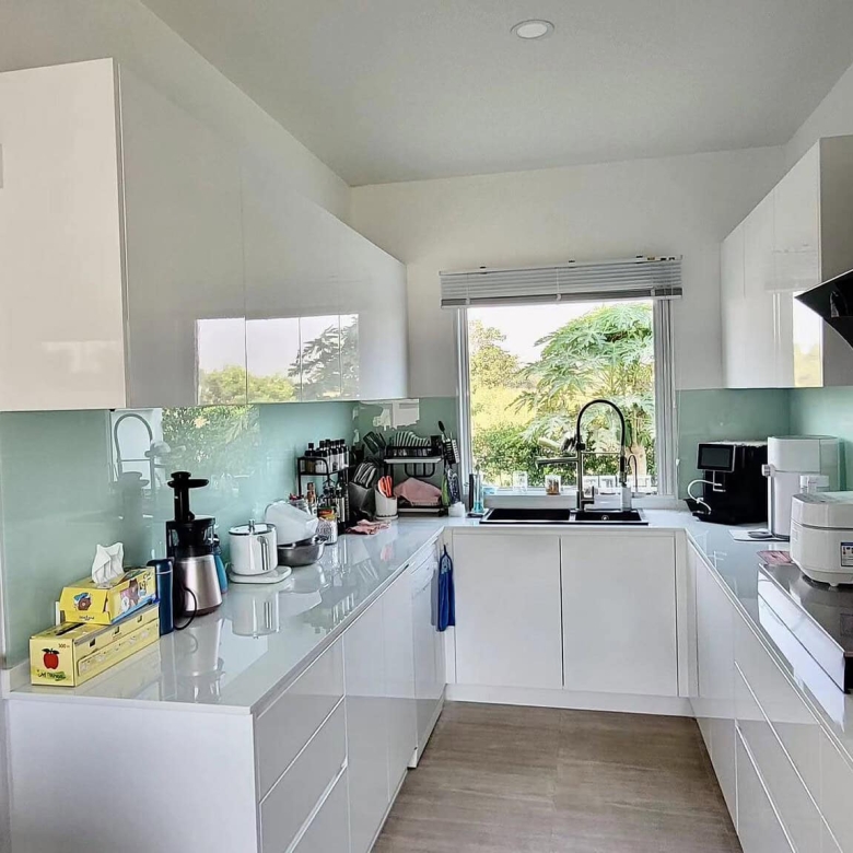 Luxury Villa Exclusive Lakefront Views