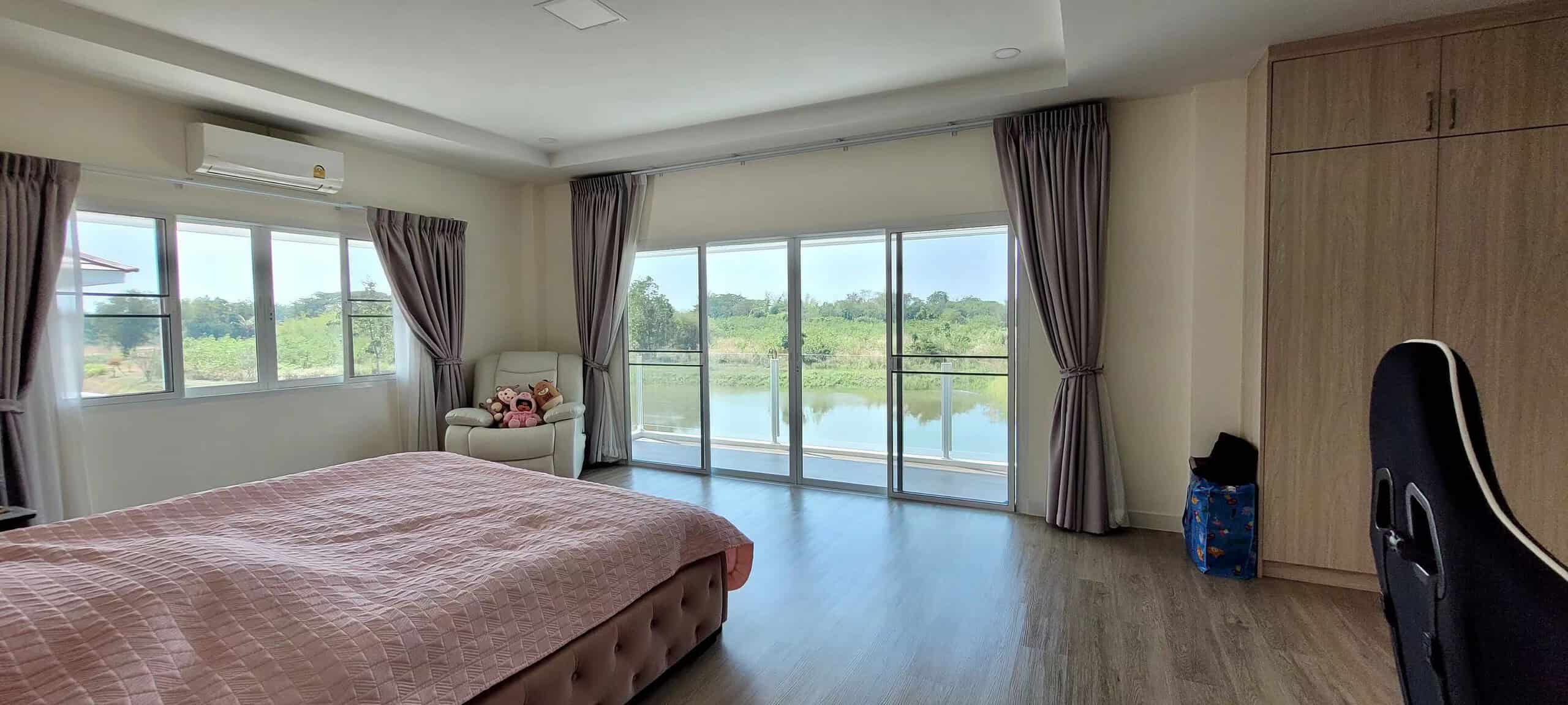 Premier Villa Hua Hin Waterfront Garden Luxury Lakefront Property Exclusive Views