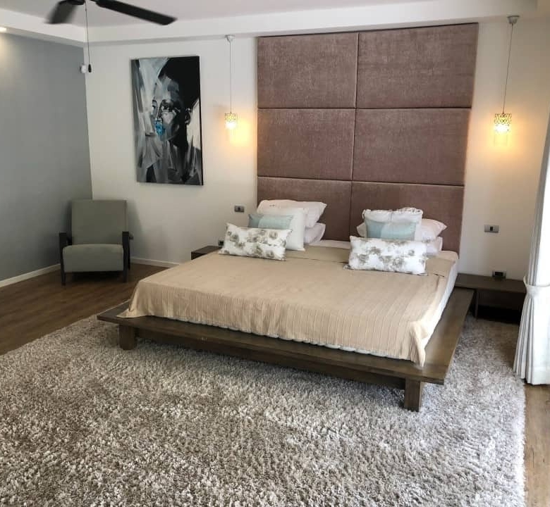 Fully Furnished Luxury Pool Villa For Sale in Hua Hin Town Center