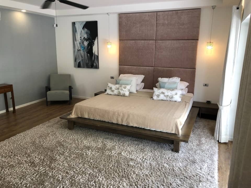 Fully Furnished Luxury Pool Villa For Sale in Hua Hin Town Center