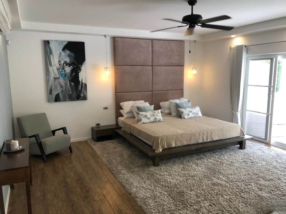 Fully Furnished Luxury Pool Villa For Sale in Hua Hin Town Center