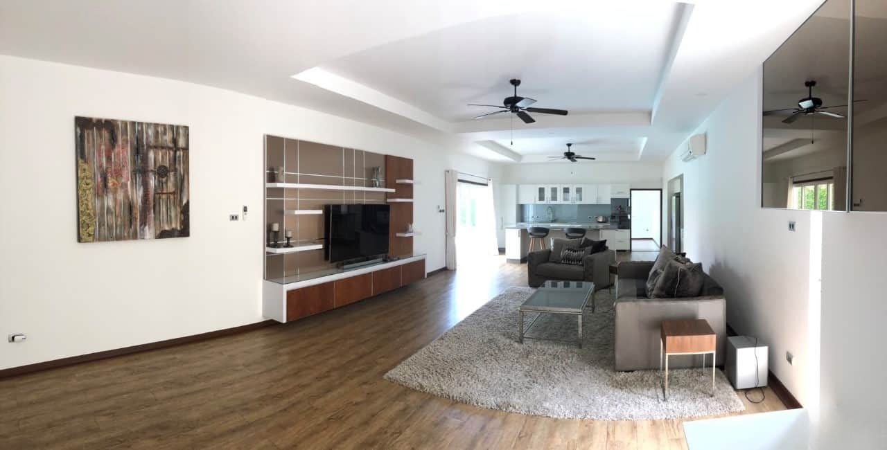 Fully Furnished Luxury Pool Villa For Sale in Hua Hin Town Center