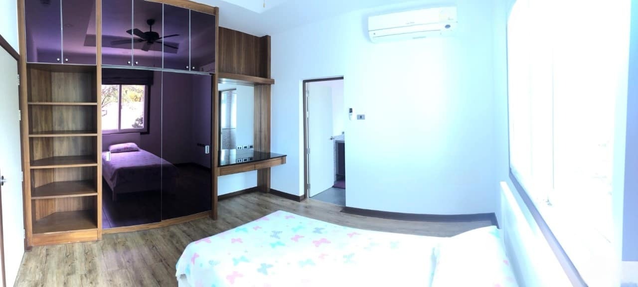 Fully Furnished Luxury Pool Villa For Sale in Hua Hin Town Center